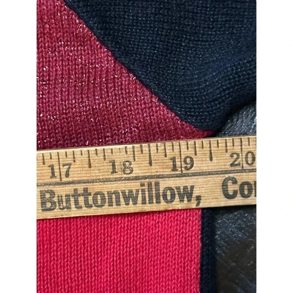 Victoria Jones Women's Multicolor Christmas Presents Zip Up Sweater Size S - Picture 3 of 6